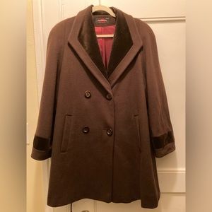 Alorna Vintage Coat